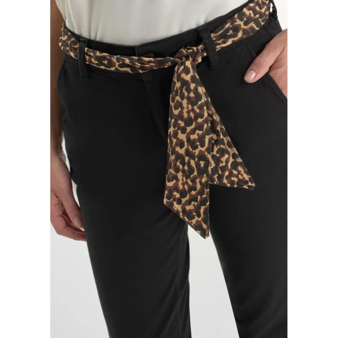 Pantalon droite KRISTIN noir Jade en coton