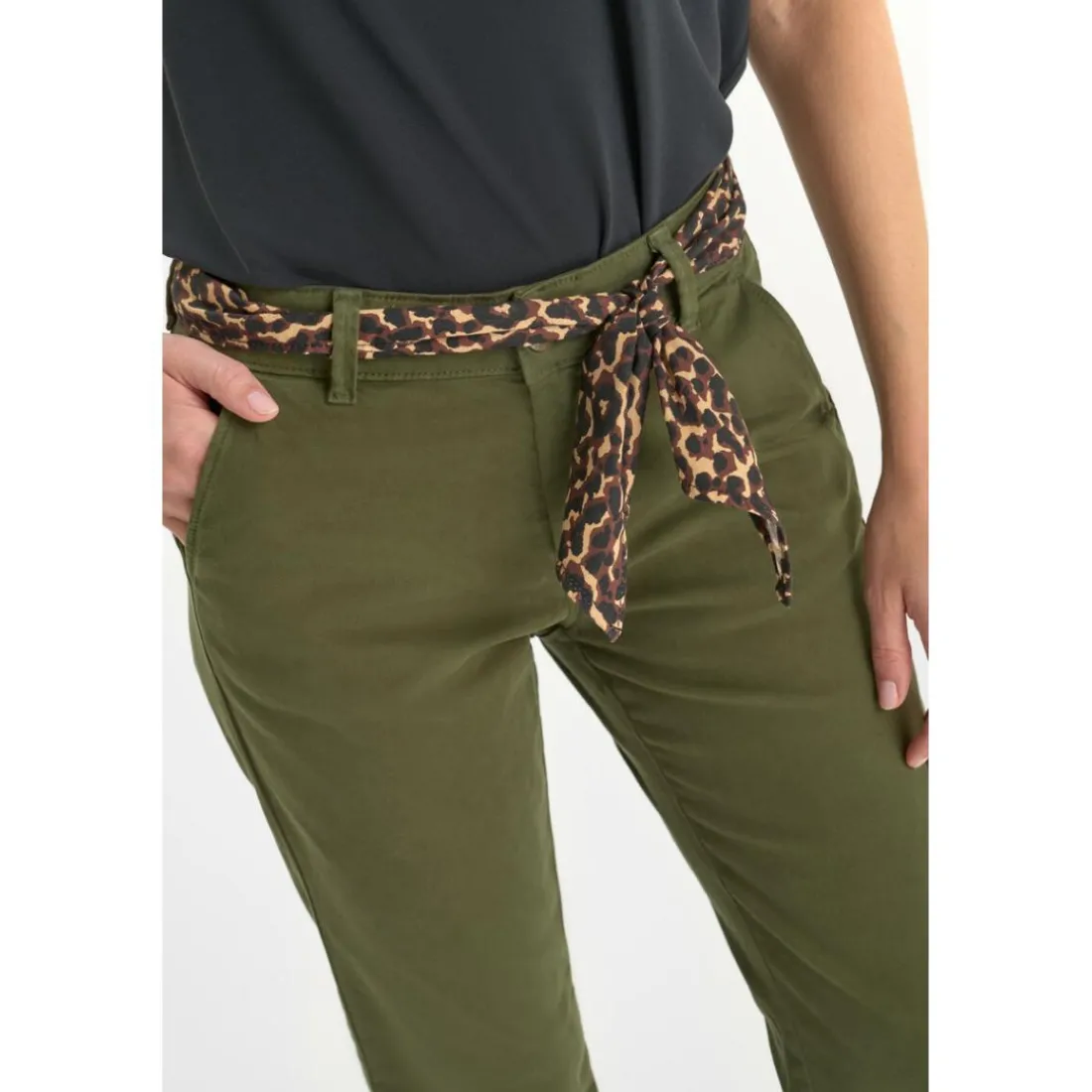 Pantalon droite KRISTIN vert en coton Lucy