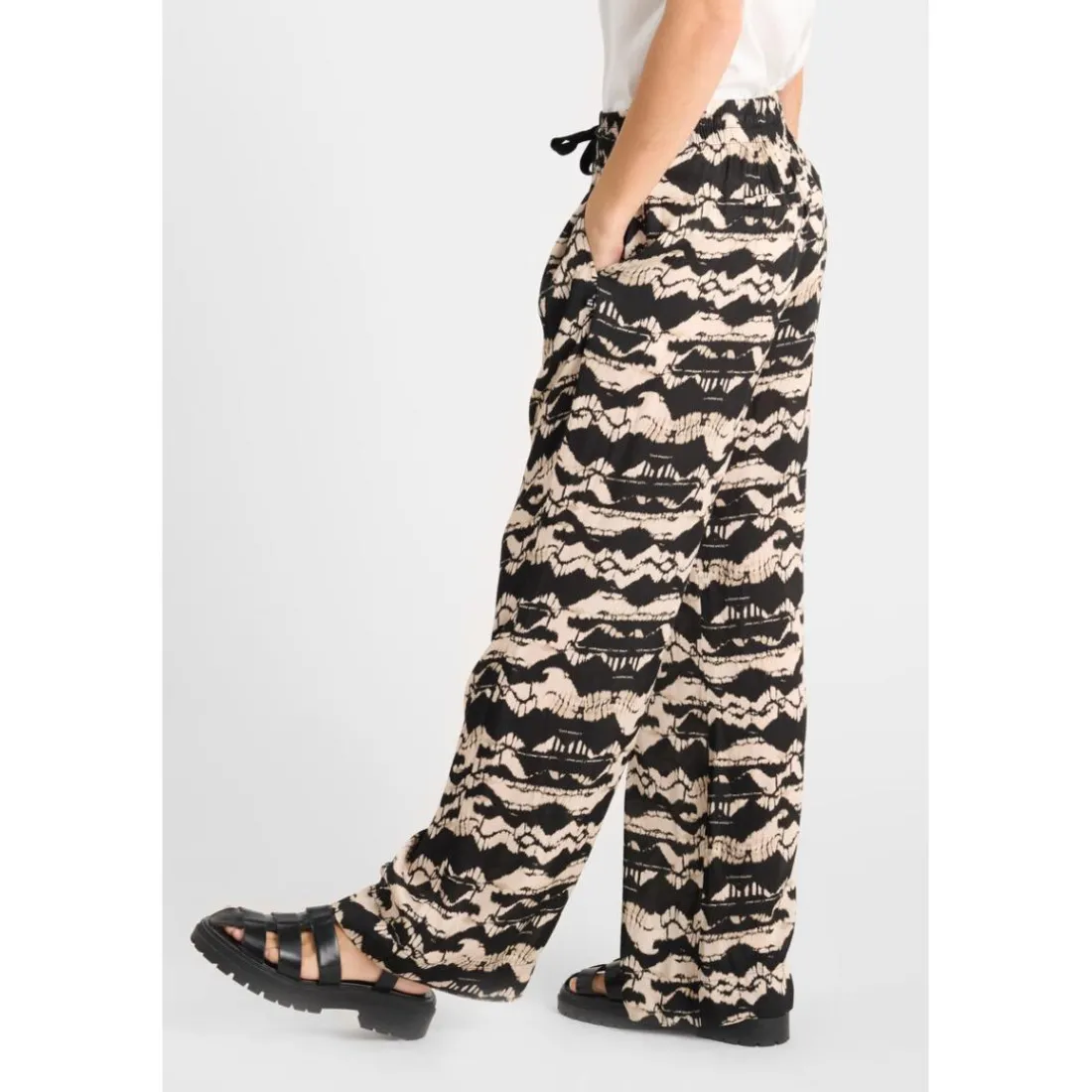 Pantalon droite LOMY noir Mina