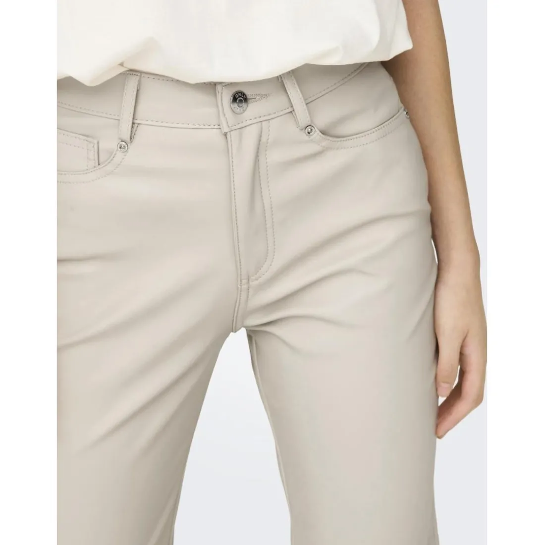 Pantalon en simili-cuir braguette zippée taille haute gris clair Xena