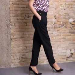 Pantalon Essential noir en viscose
