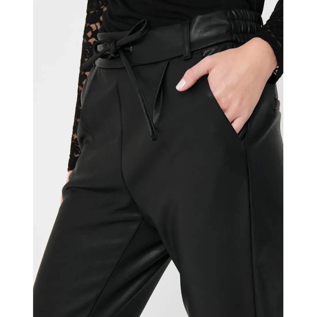 Pantalon fermeture par ceinture noir Nola