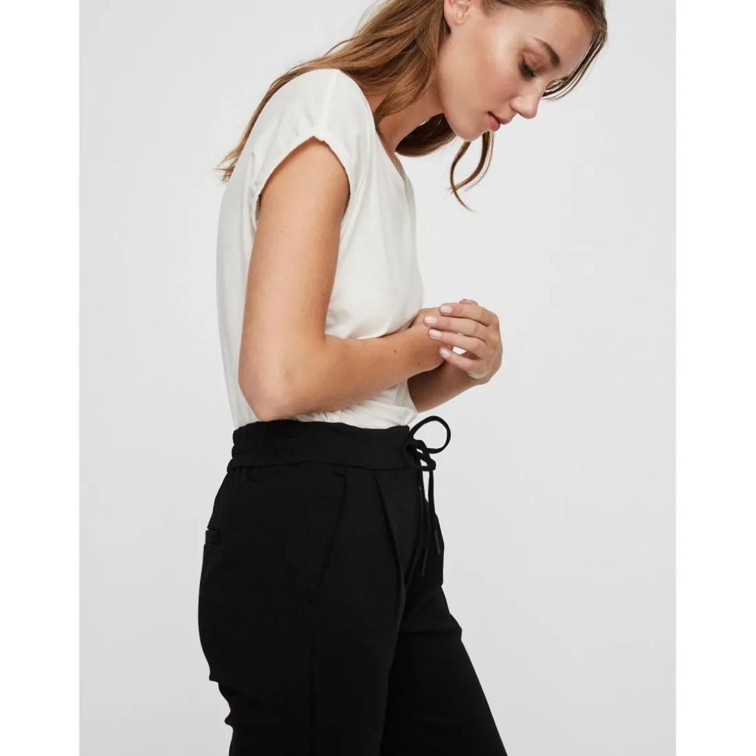 Pantalon Loose Fit Taille moyenne Pleine longueur noir en viscose Ella