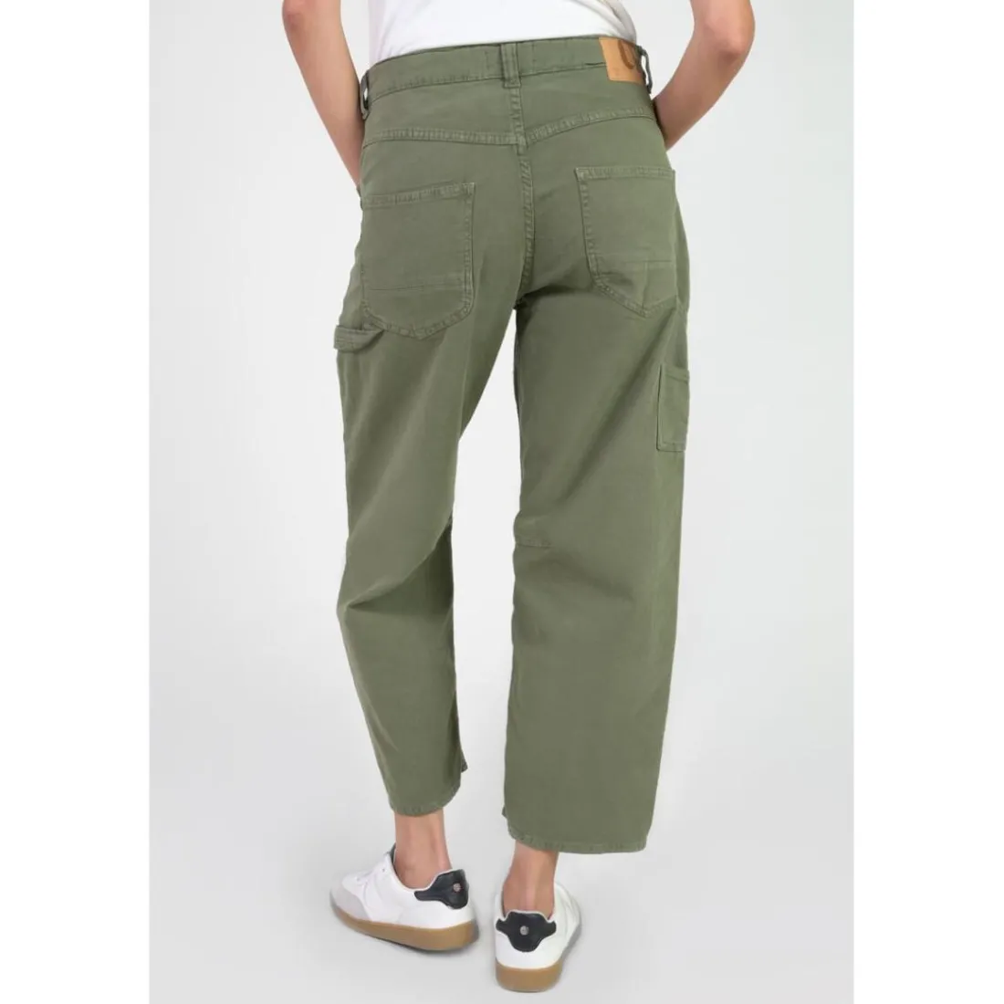 Pantalon loose, large, grandes poches plaquées MADIE kaki vert en coton Joy