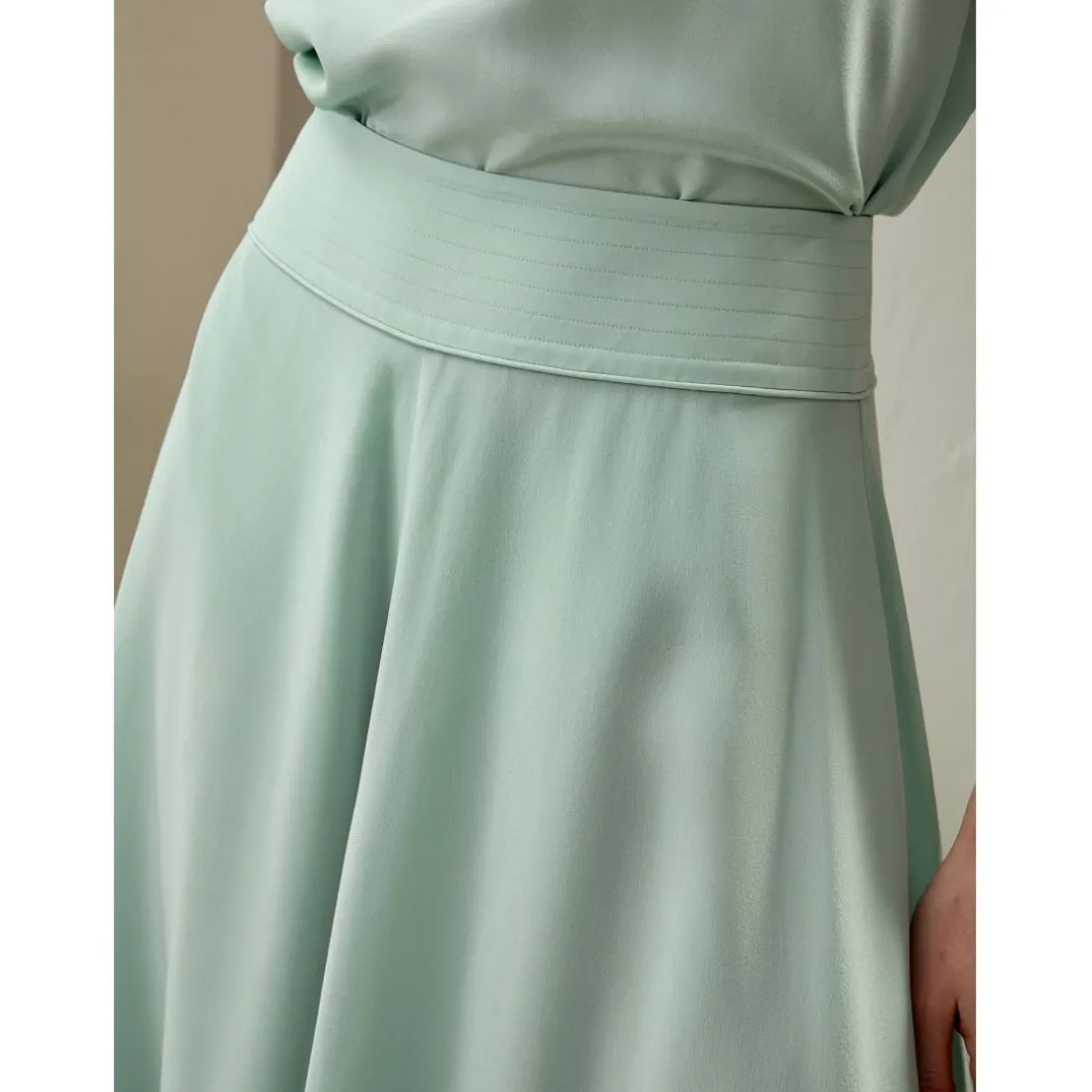 Pantalon Palazzo Yasmin vert menthe en soie