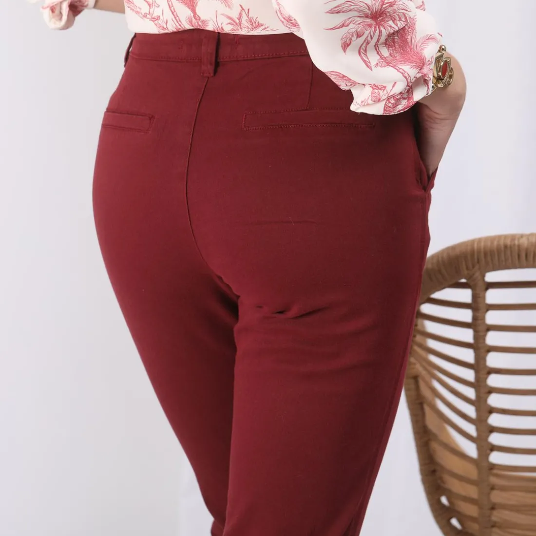 Pantalon poches et pinces femme - Rouge Grenat en coton