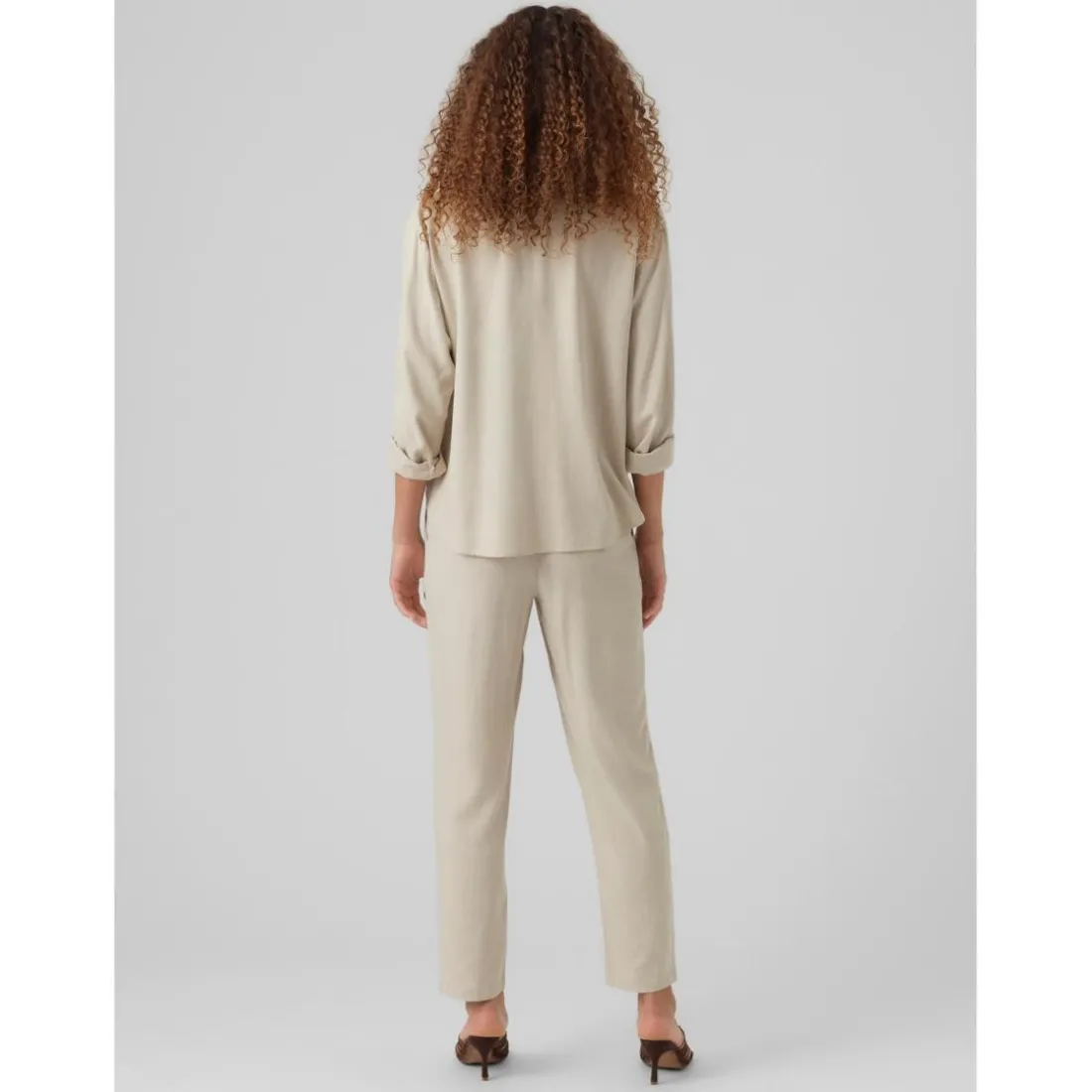 Pantalon Regular Fit Taille moyenne Longueur cheville beige