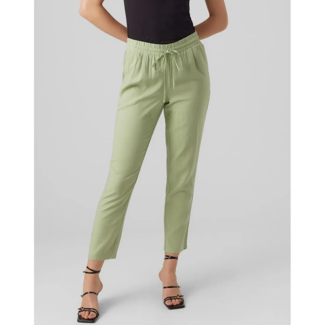 Pantalon Regular Fit Taille moyenne Longueur cheville vert en viscose