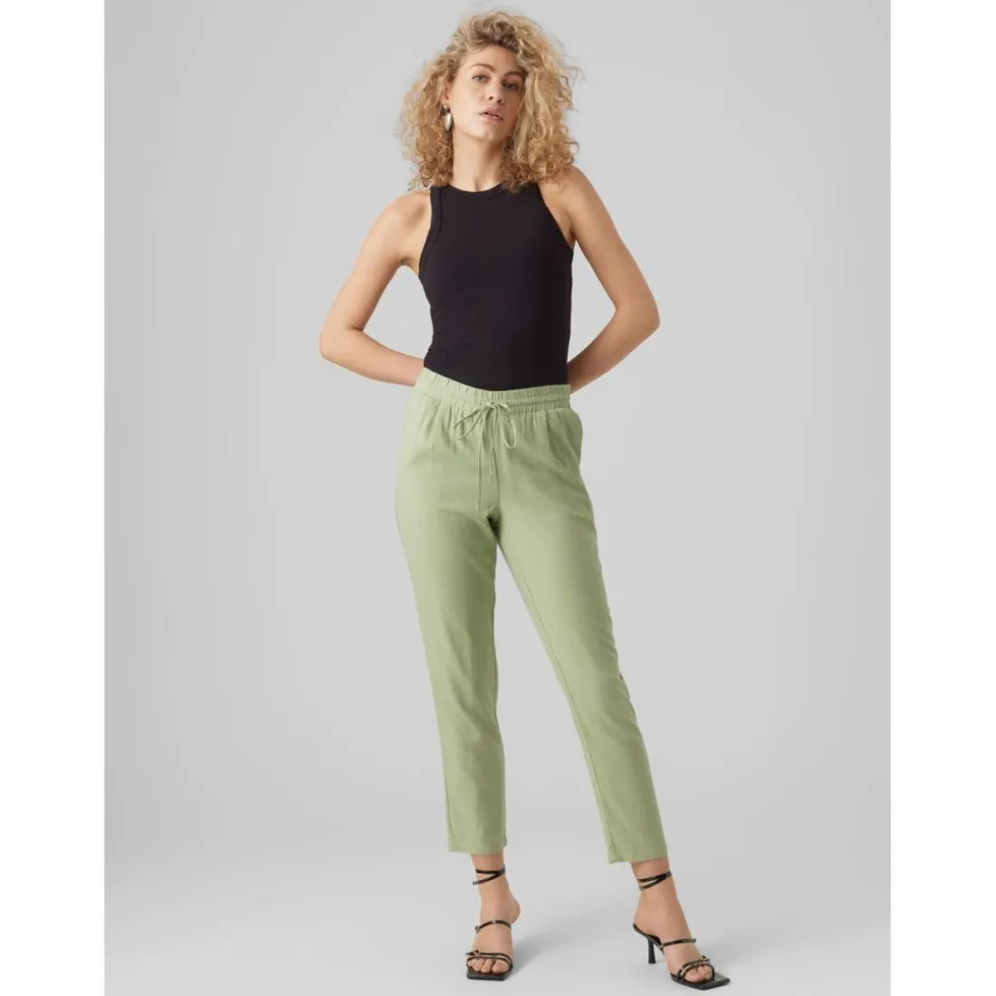 Pantalon Regular Fit Taille moyenne Longueur cheville vert en viscose