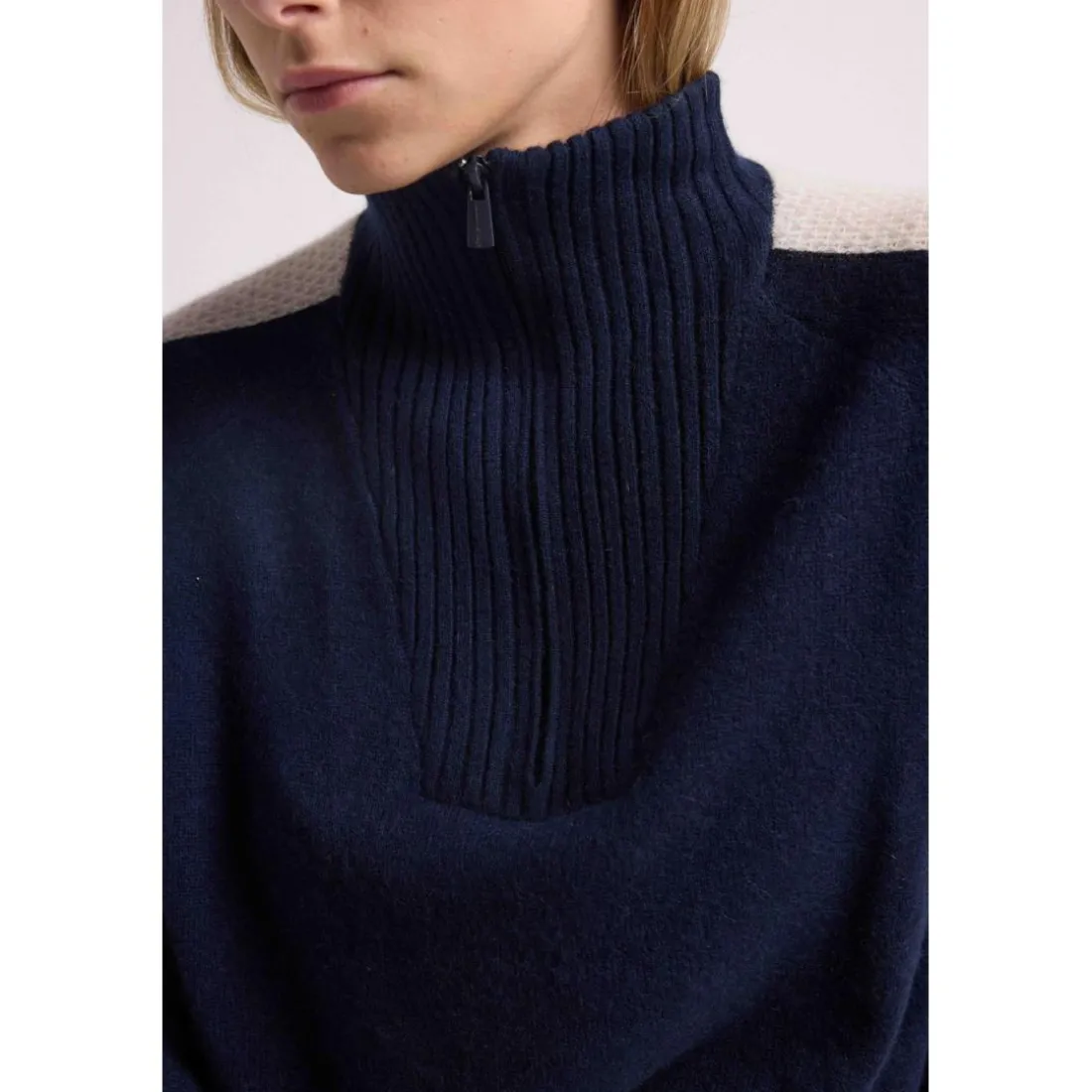 Pull col camioneur zip femme bandes manches points CAROLINE en cachemire bleu marine et blanc