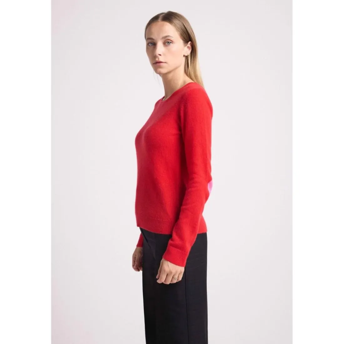 Pull col rond coudes cœurs ZAIME en cachemire rouge et cœurs rose