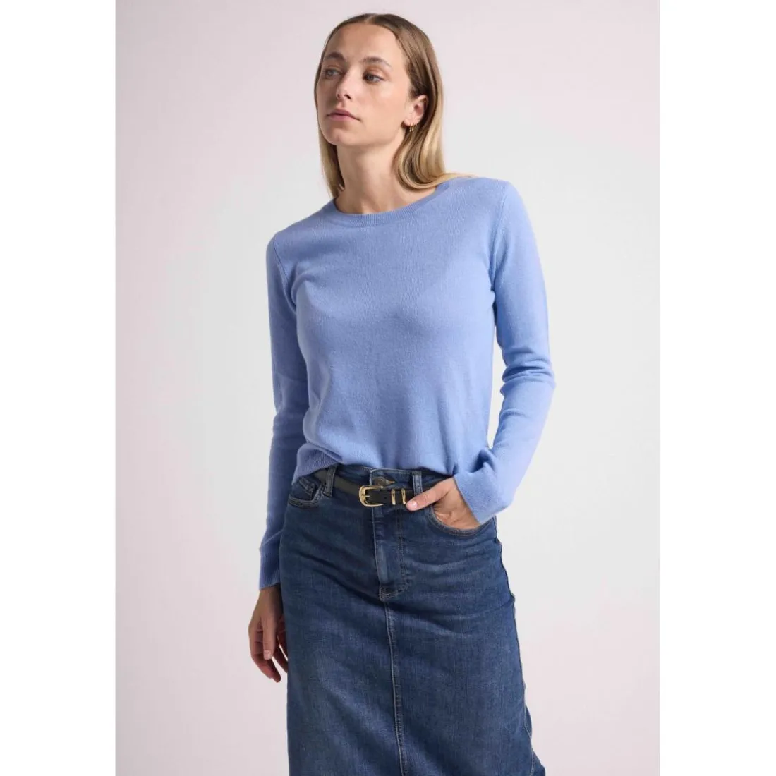 Pull col rond coudes cœurs femme ZAIME en cachemire bleu ciel et cœurs bleu roi