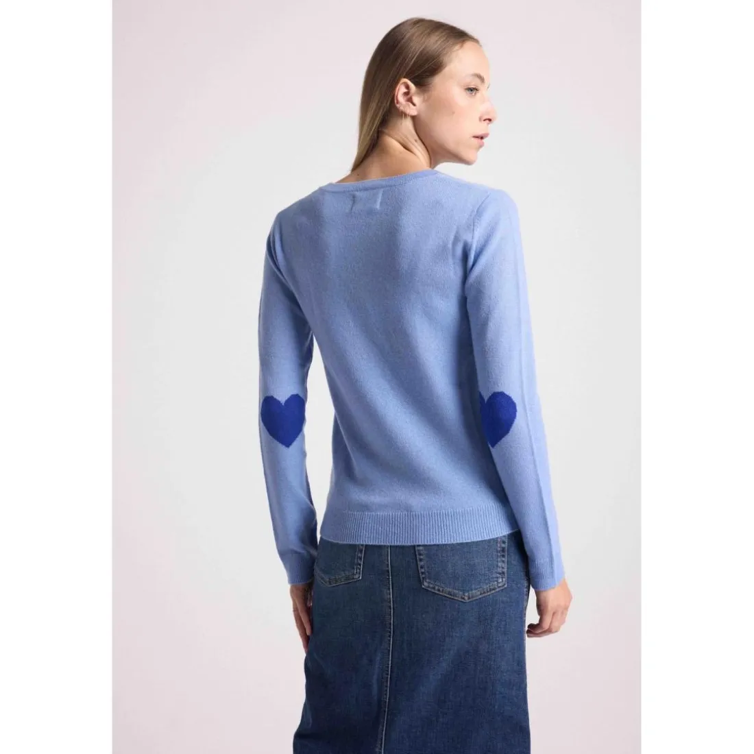 Pull col rond coudes cœurs femme ZAIME en cachemire bleu ciel et cœurs bleu roi