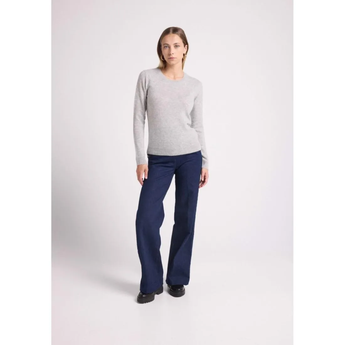 Pull col rond coudes cœurs femme ZAIME en cachemire gris et coeurs rose