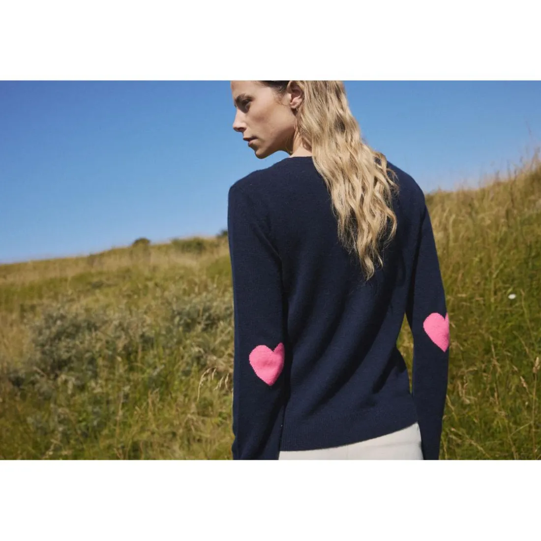 Pull col rond coudes cœurs femme ZAIME en cachemire bleu marine rose fluo