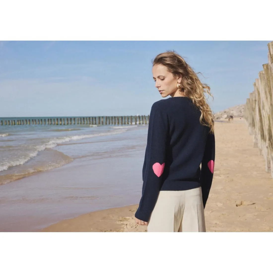 Pull col rond coudes cœurs femme ZAIME en cachemire bleu marine rose fluo