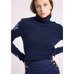Pull col roule flocons FLOCON en cachemire bleu marine et flocon bleu ciel
