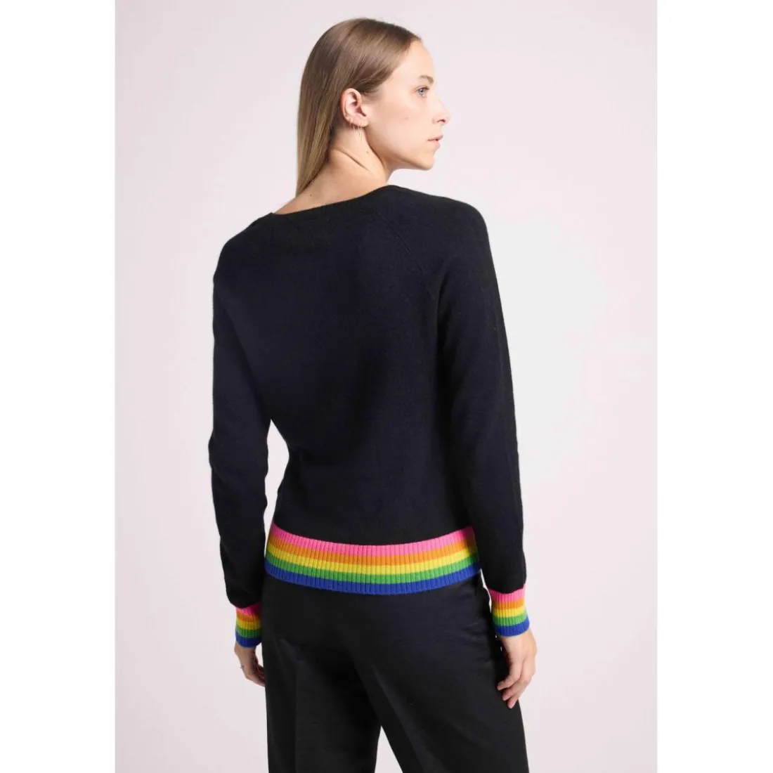 Pull col V arc en ciel rib ZORA en cachemire noir