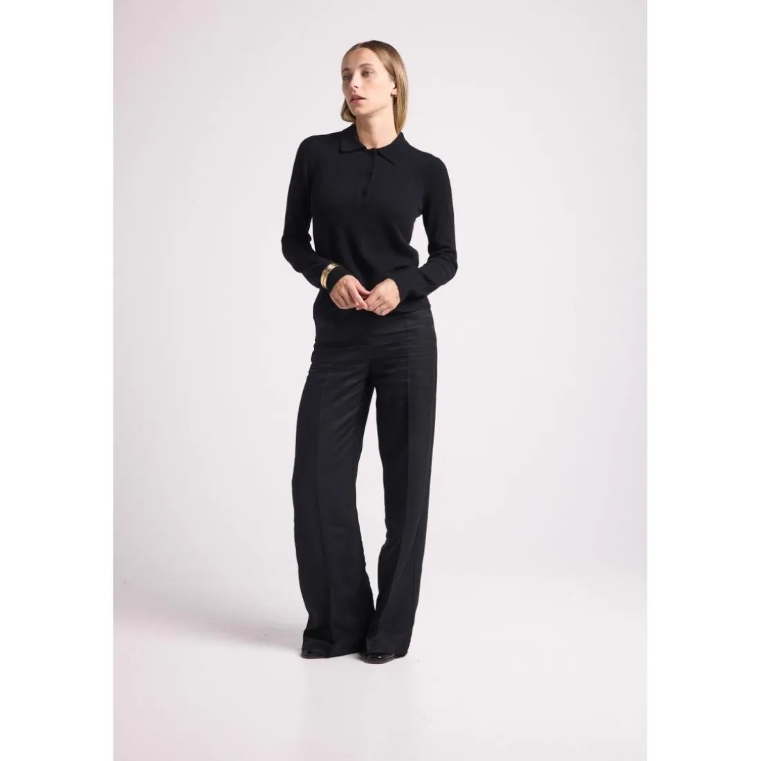 Pull col V arc en ciel rib ZORA en cachemire noir