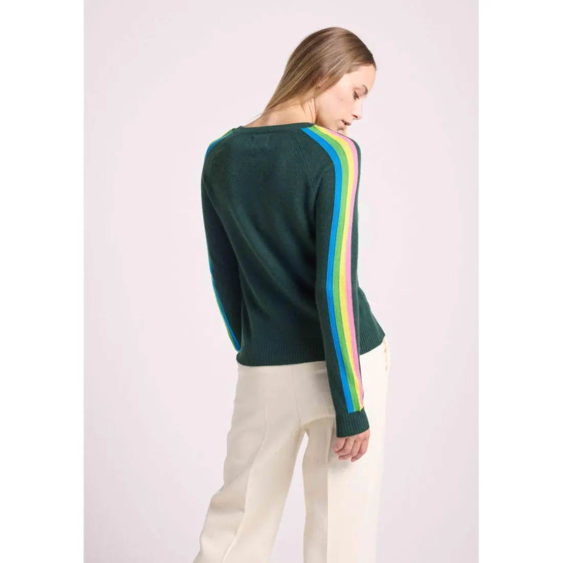 Pull col V manches bandes arc en ciel JAVA en cachemire vert bouteille