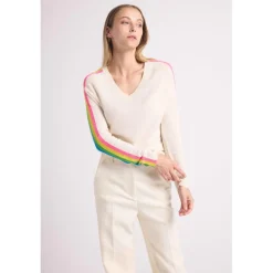 Pull col V manches bandes arc en ciel JAVA en cachemire blanc casse