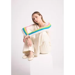 Pull col V manches bandes arc en ciel JAVA en cachemire blanc casse