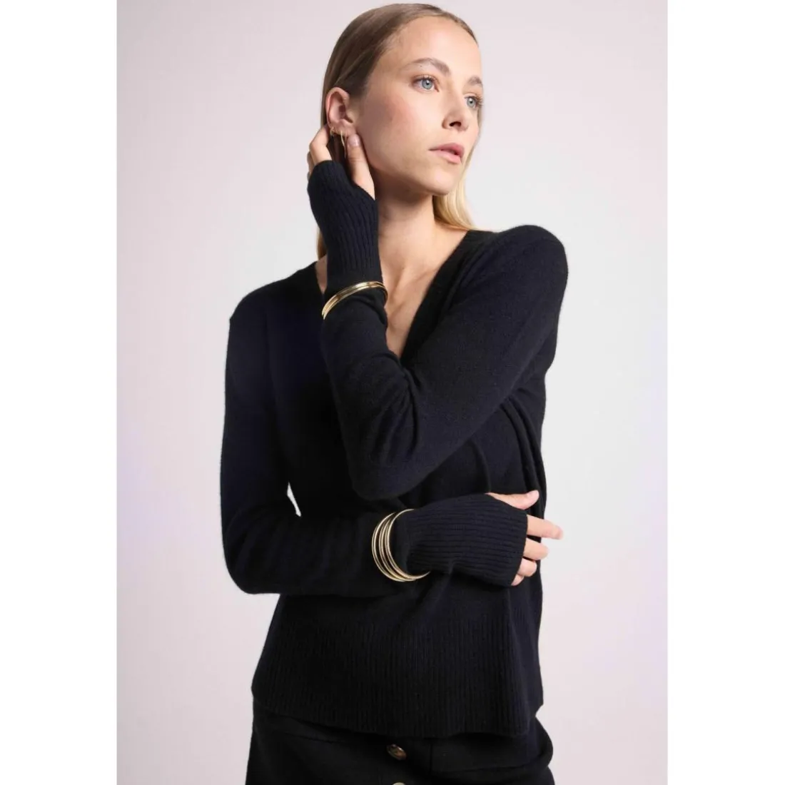 Pull col V manches mitaines ANNA en cachemire noir