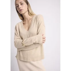 Pull col V oversize couture apparantes MANON en cachemire creme