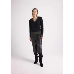 Pull col V rib contraste ZEPHANA en cachemire noir et rib dore