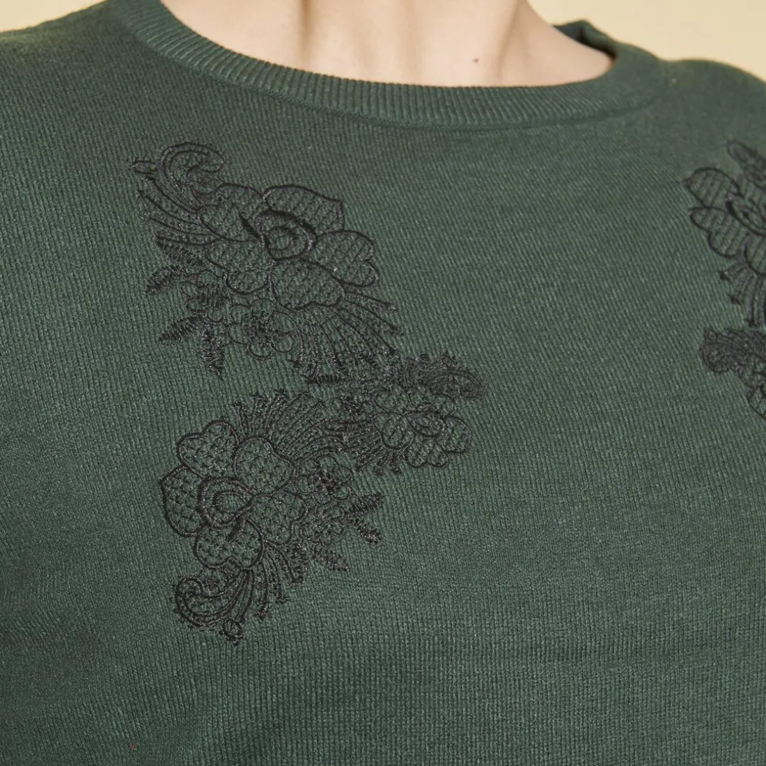 Pull effet 2 en 1 manches longues tissu contrasté et guipure grandes tailles femme - Vert Bouteille