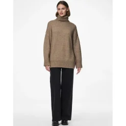 Pull en maille col montant marron Tara