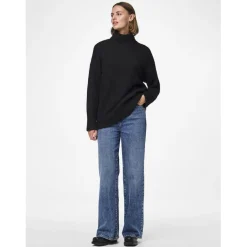 Pull en maille col montant noir Beth