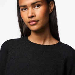 Pull en maille col rond noir Juliana