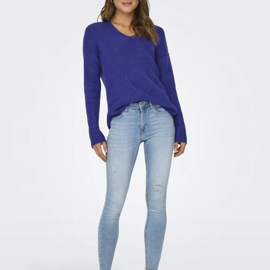Pull en maille col V Camilla bleu Léa Jade