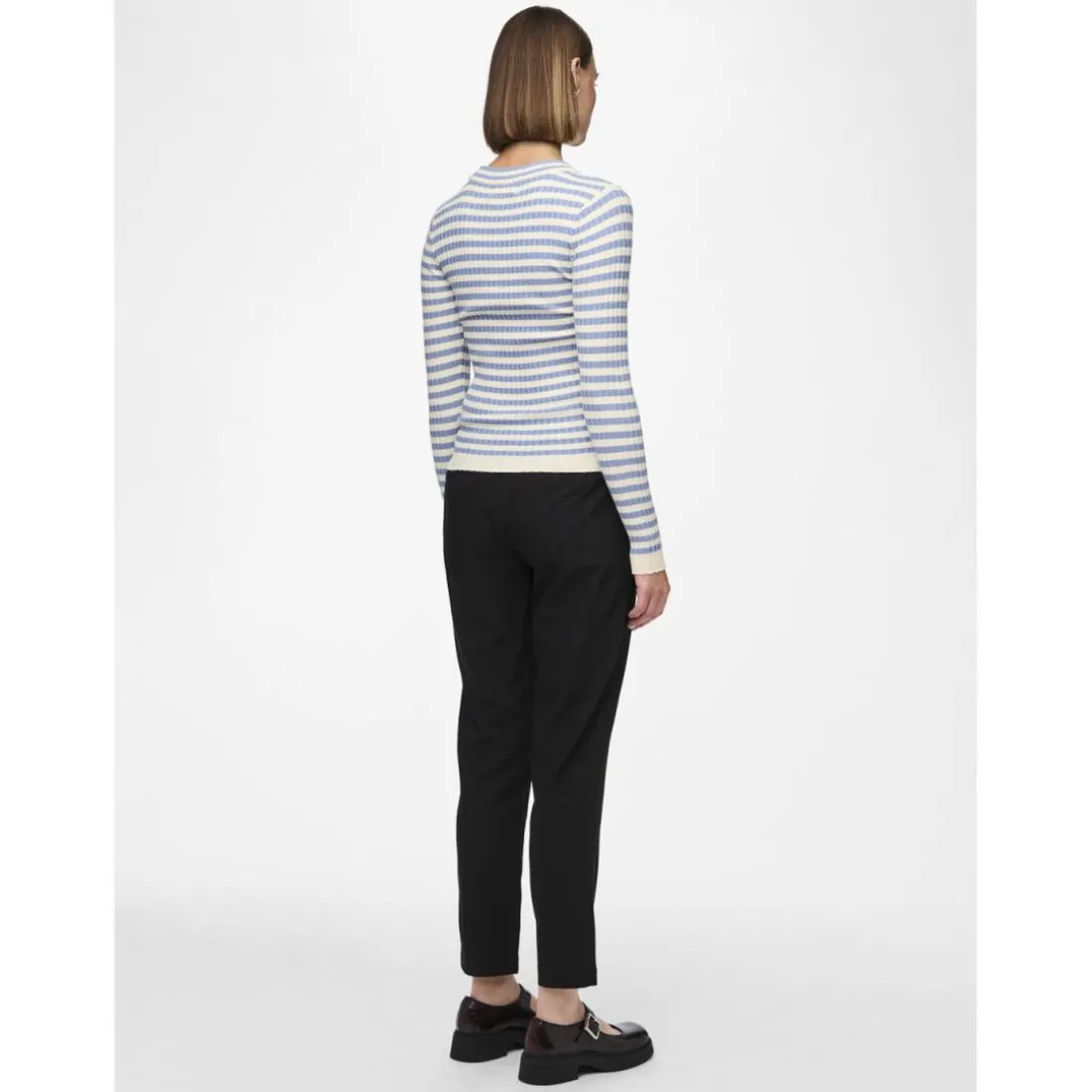 Pull en maille Crista à rayures bleu clair en viscose Ula