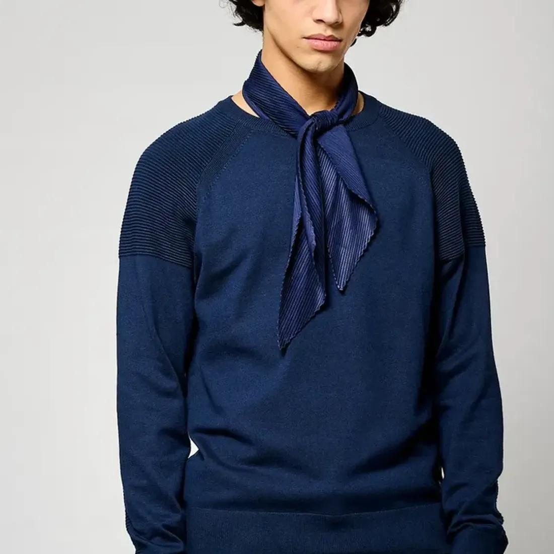 Pull en viscose LAYER bleu marine