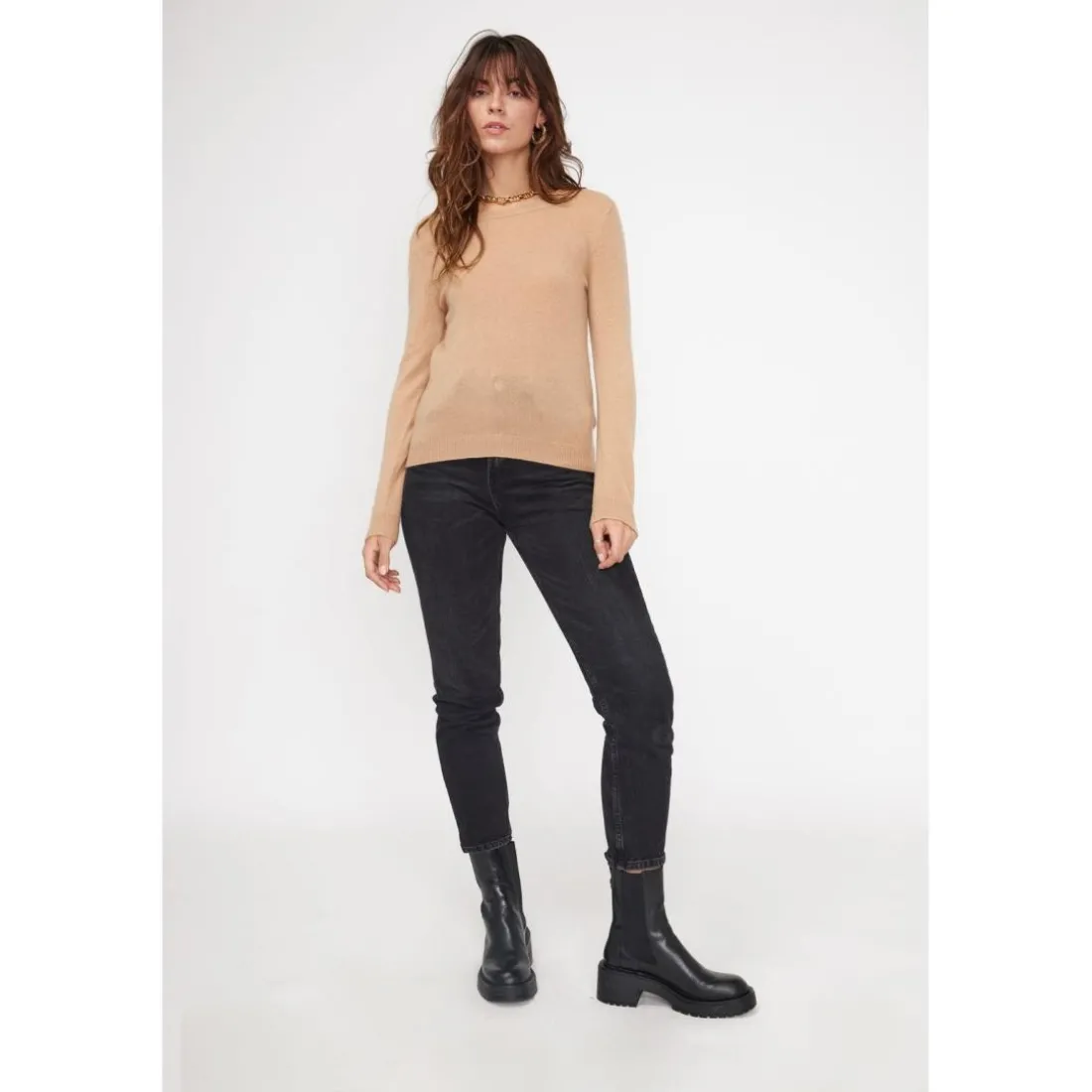 Pull femme col rond ZARA en cachemire beige