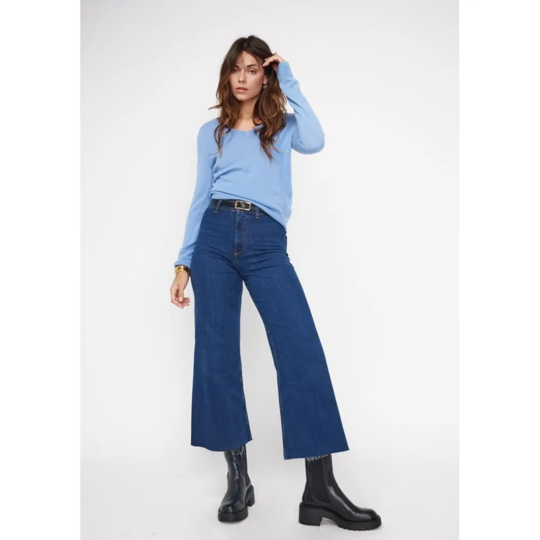 Pull femme col V ZEFINA en cachemire bleu ciel
