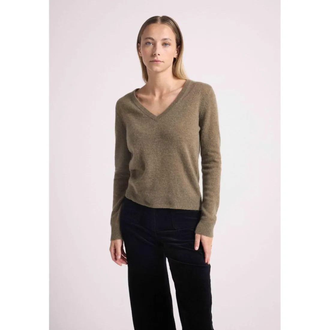 Pull femme col V ZEFINA en cachemire khaki kaki