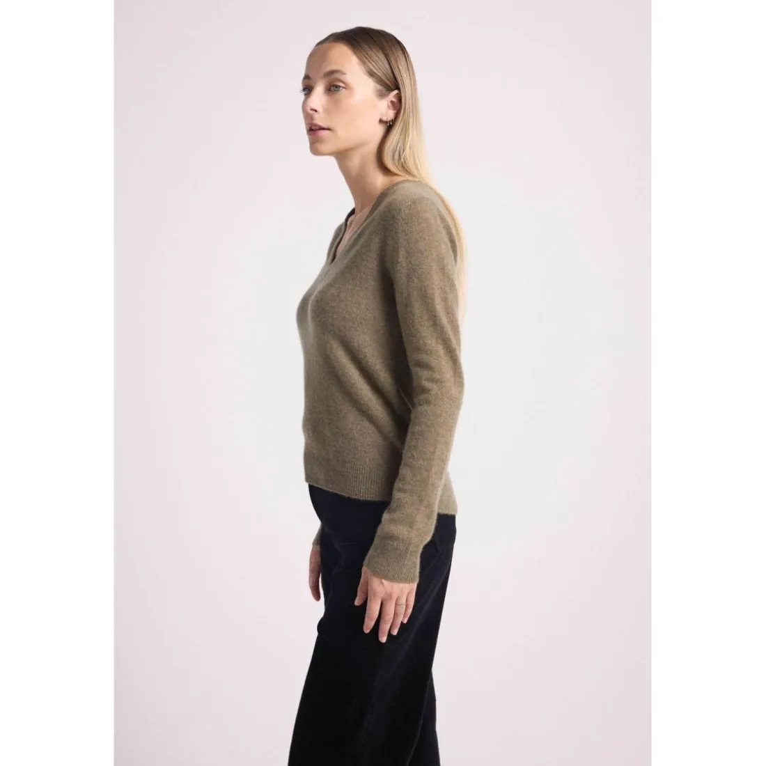 Pull femme col V ZEFINA en cachemire khaki kaki