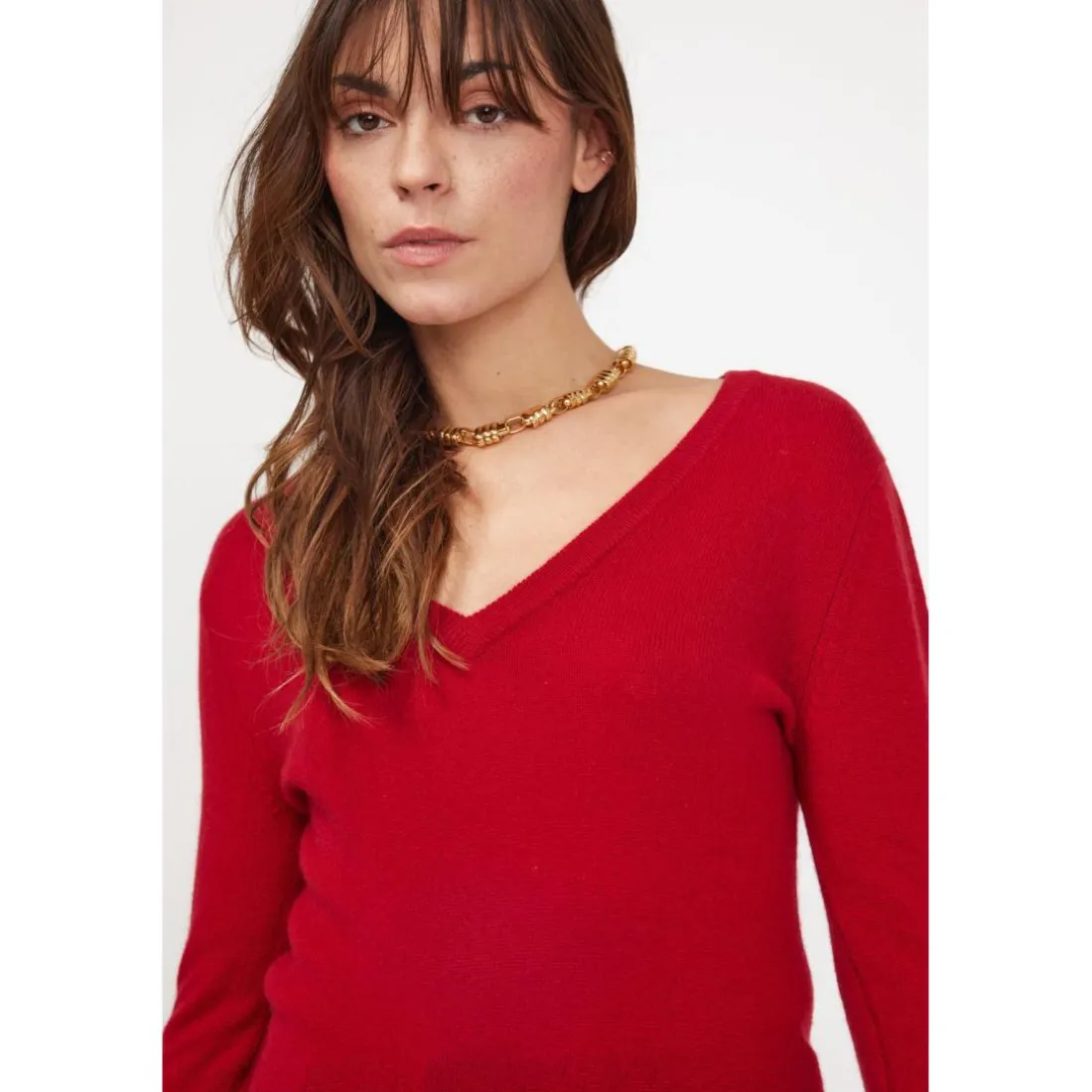 Pull femme col V ZEFINA en cachemire rouge