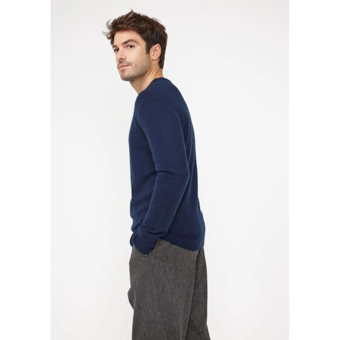 Pull homme col rond ZACH en cachemire bleu marine
