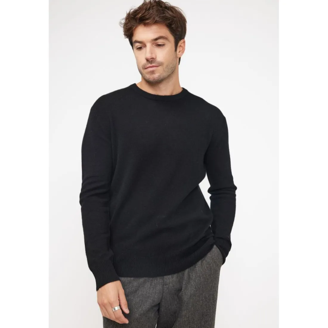 Pull homme col rond ZACH en cachemire noir