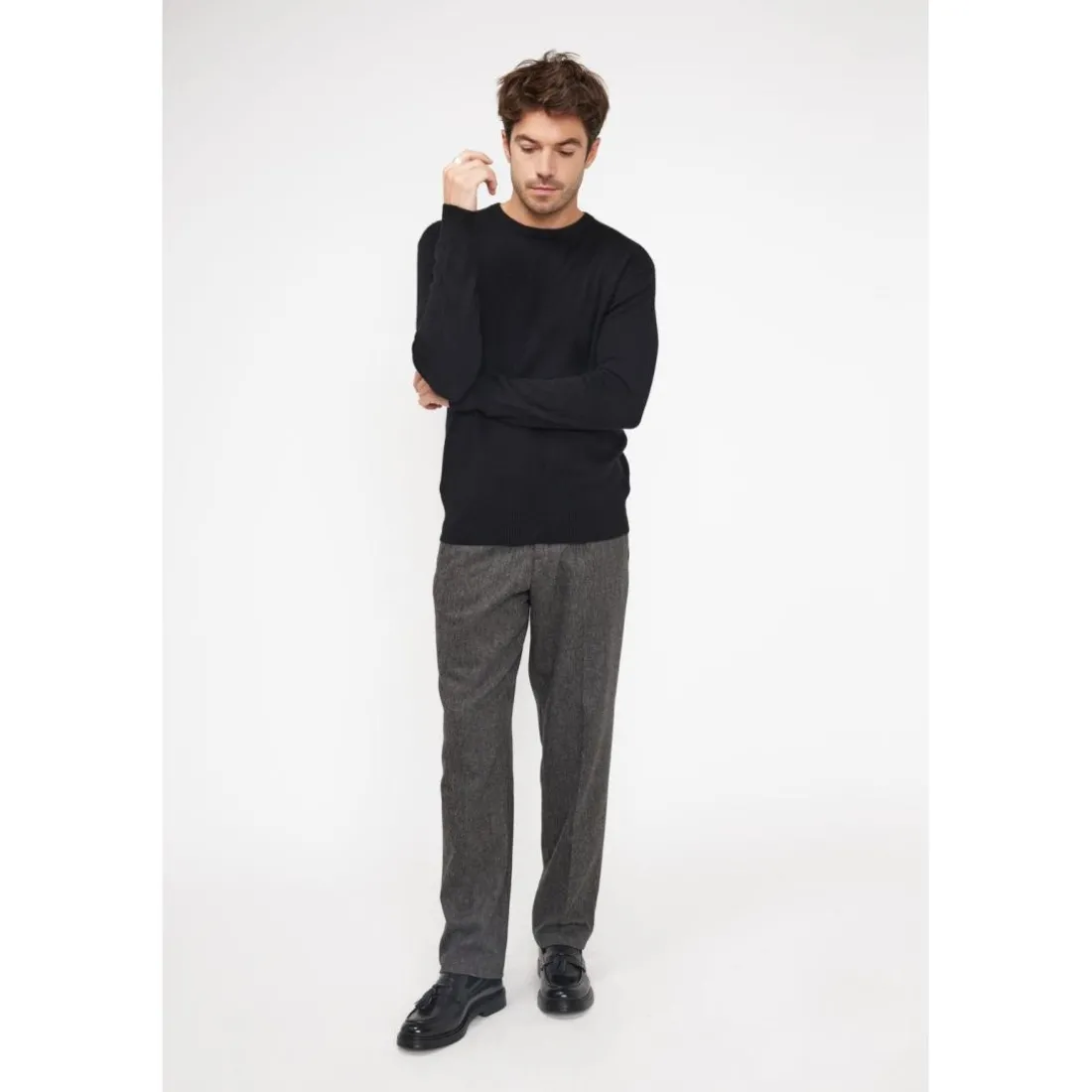 Pull homme col rond ZACH en cachemire noir