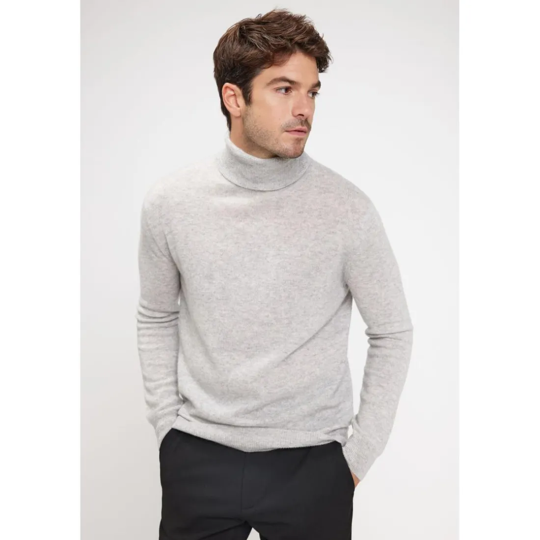 Pull homme col roule ZACHARY en cachemire gris perle