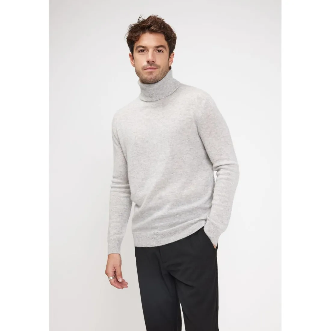 Pull homme col roule ZACHARY en cachemire gris perle