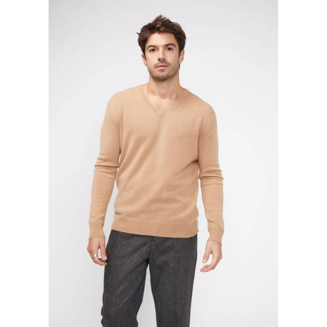Pull homme col V ZAHER en cachemire beige
