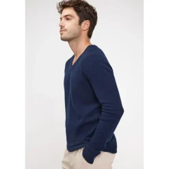 Pull homme col V ZAHER en cachemire bleu marine