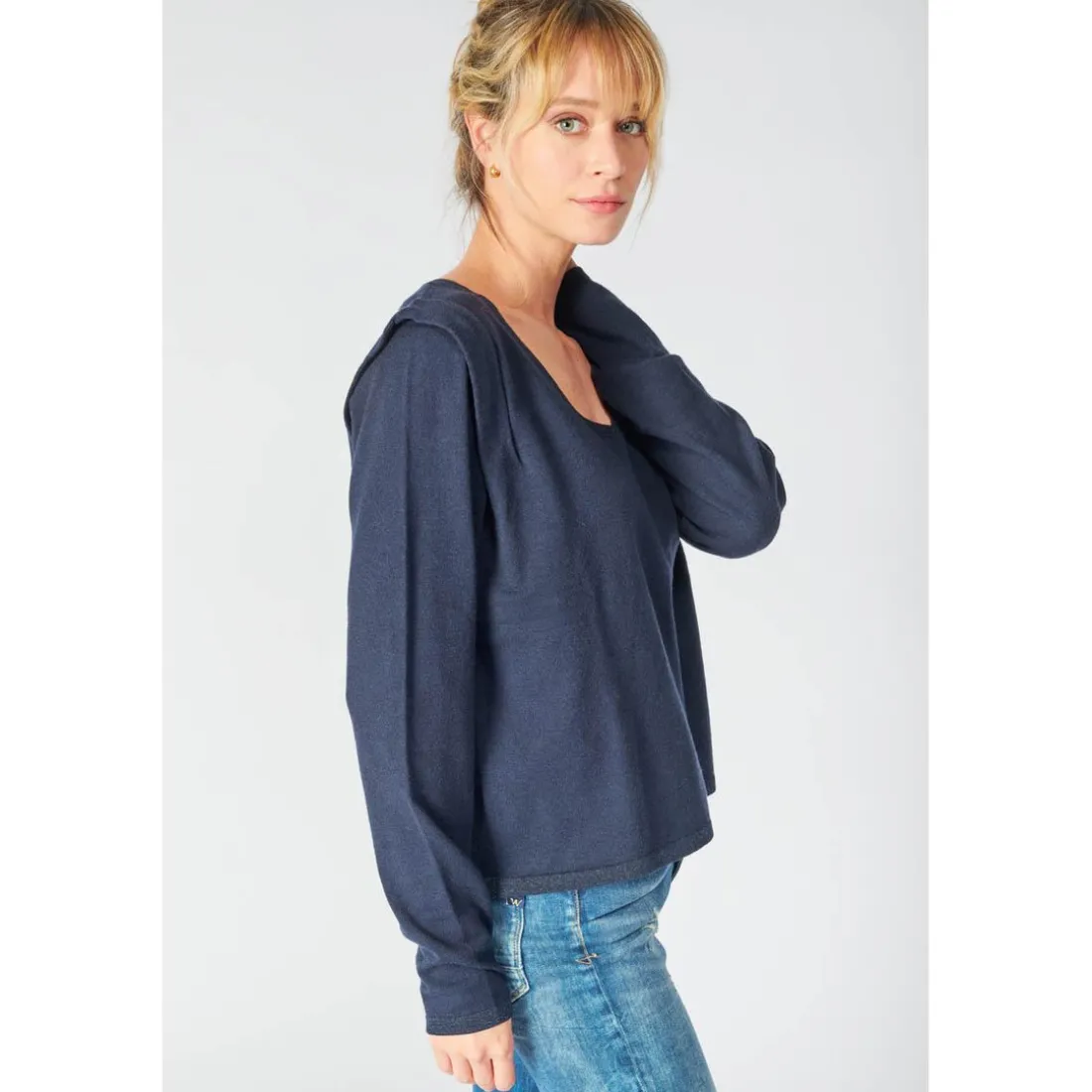 Pull Lilly bleu marine en viscose