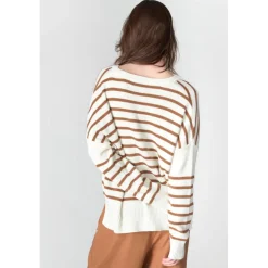 Pull LOBELIE blanc Lila